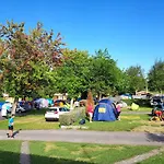 L'amuravela Camping 2*