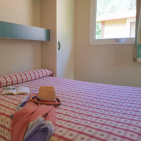 مكان تخييم L'amuravela كوذِييرو