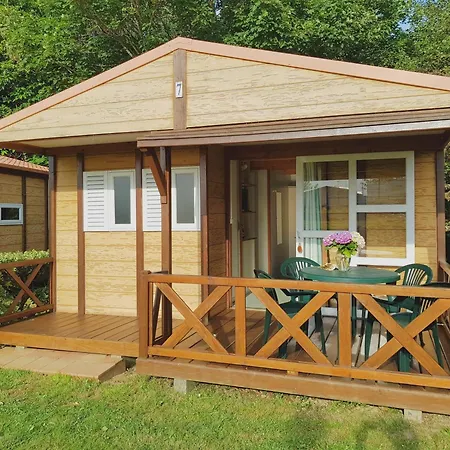 مكان تخييم L'amuravela 2*